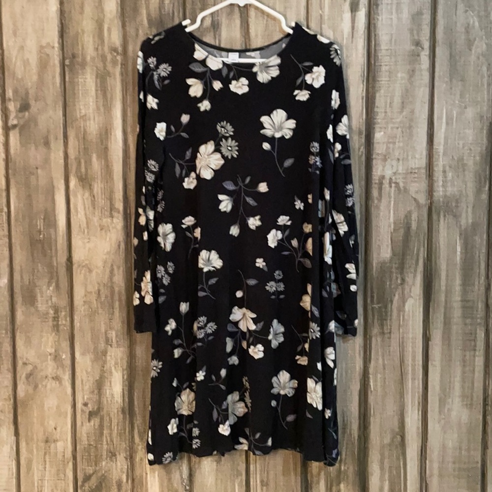 Old Navy large long sleeve swing dress black floral